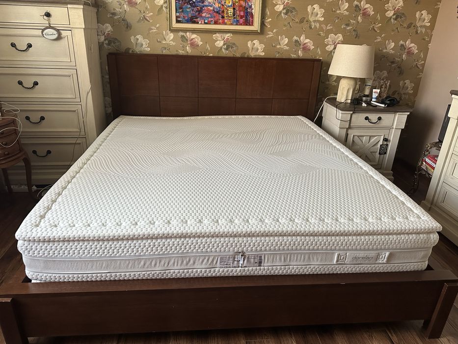 Продам кровать пол матрас 180*200