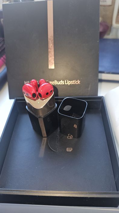 Casti Huawei FreeBuds lipstick