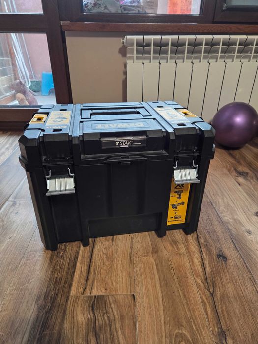 Куфар за инструменти Dewalt