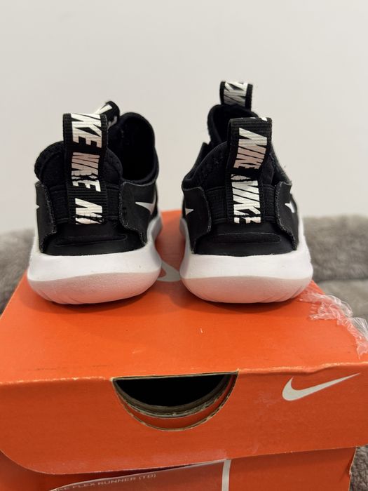 Nike Flex Runner