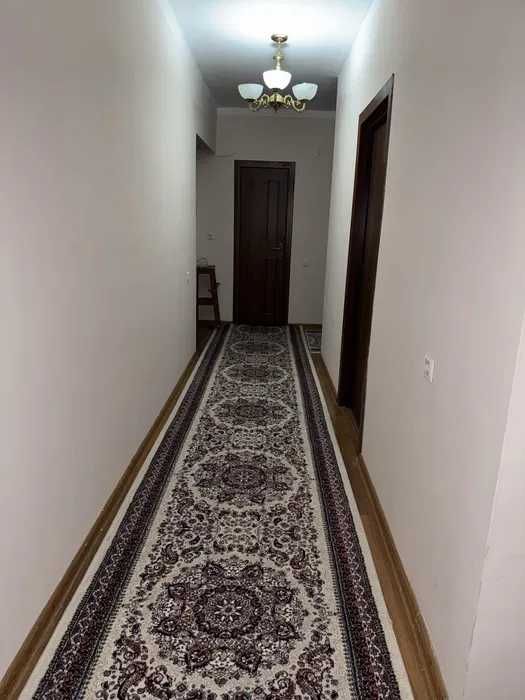 Сдается квартира 3 комнаты,Янгихаетский район,метро Сергели.