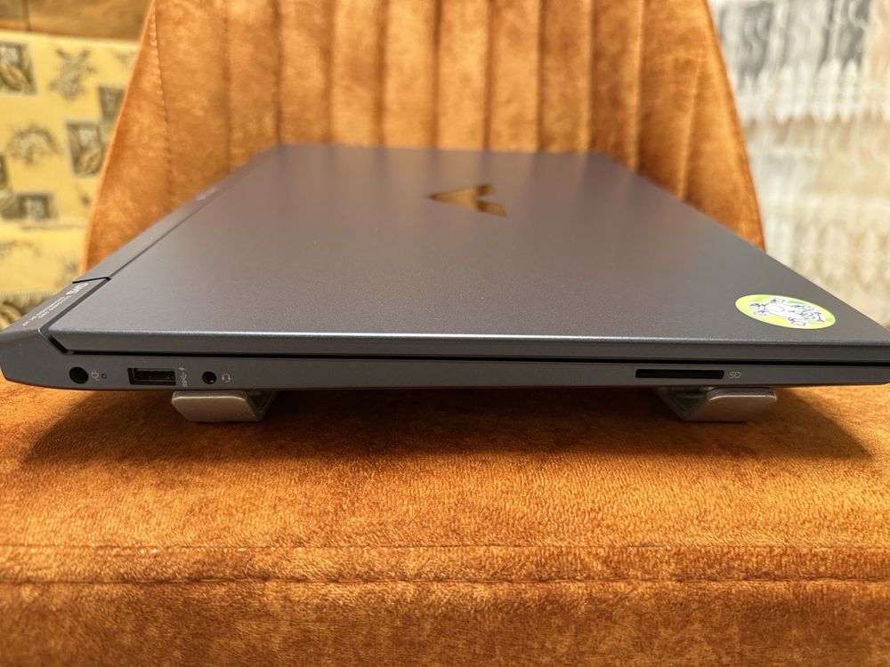 HP Victus 16