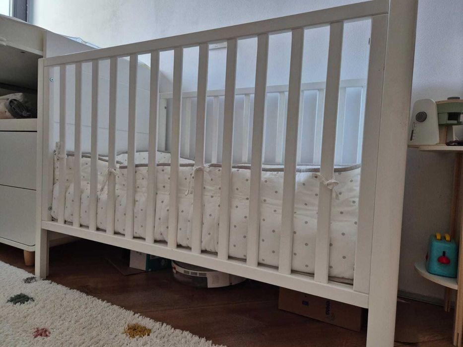 Patut din lemn pentru copil 120x60, 3 nivele + saltea spuma Traumeland