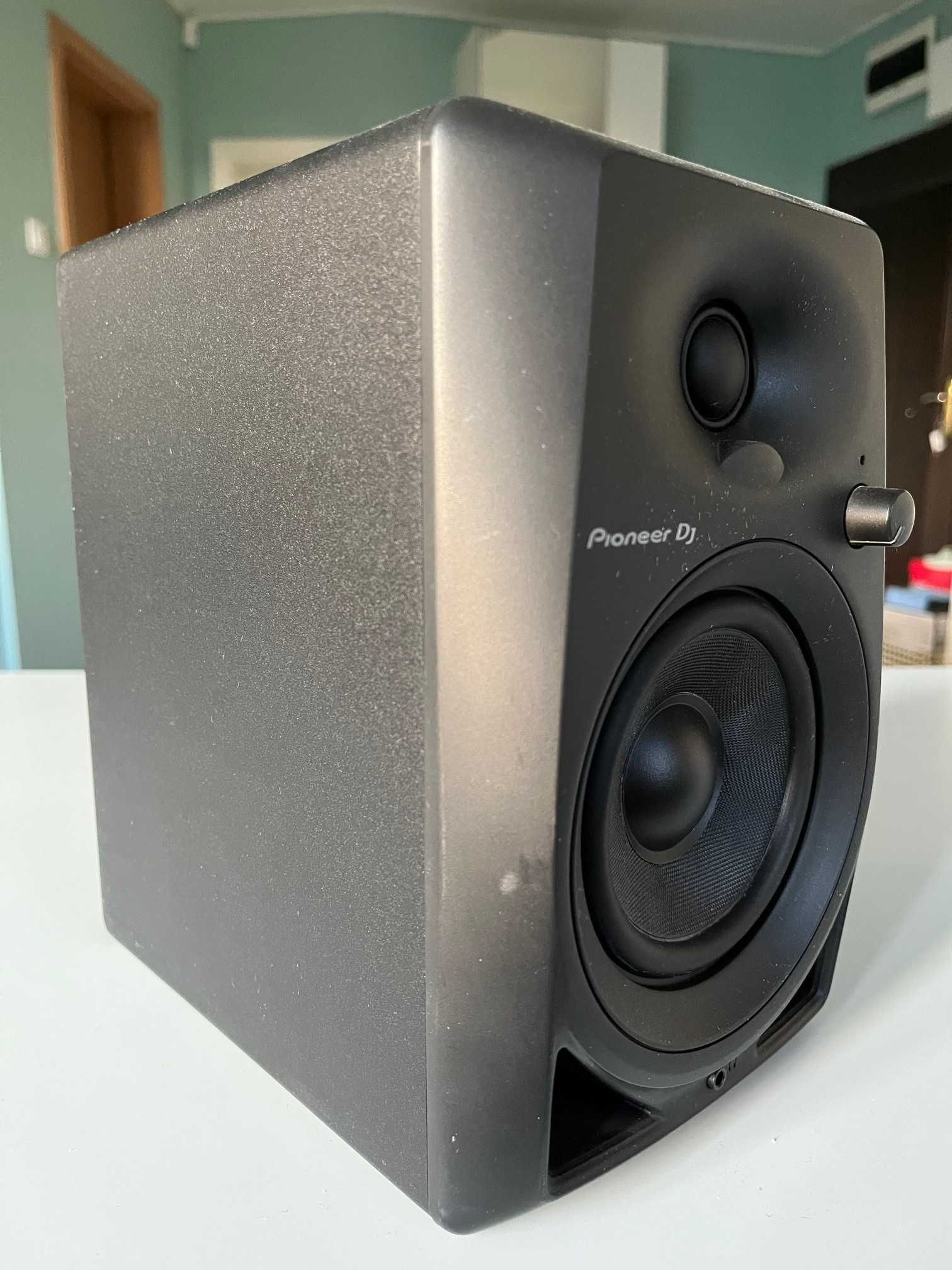 PIONEER DJ DM-40 - Активен студиен монитор 2 бр