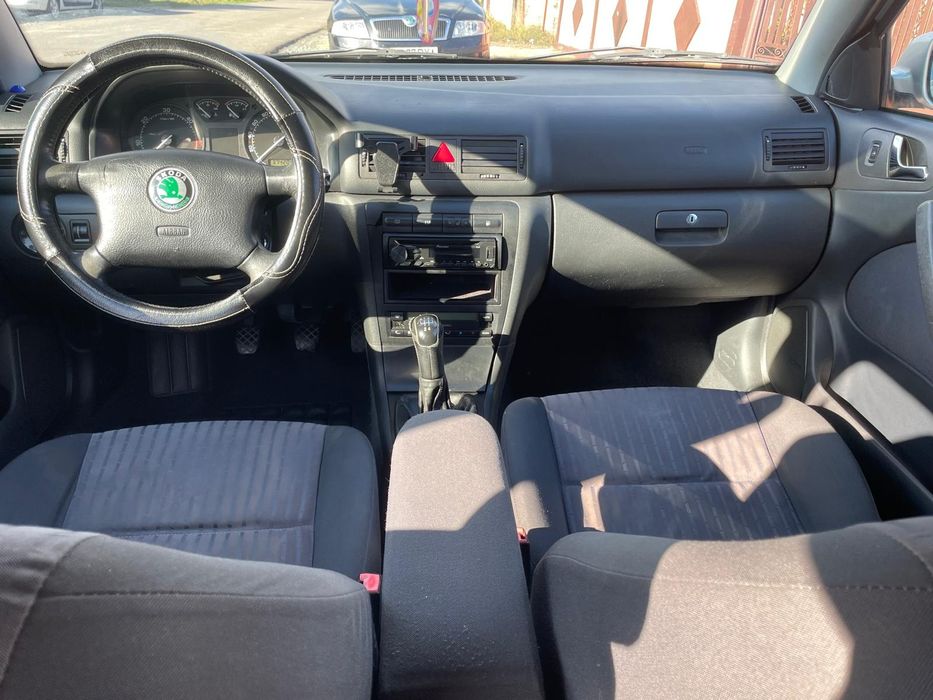 Vând Skoda Octavia 1 !