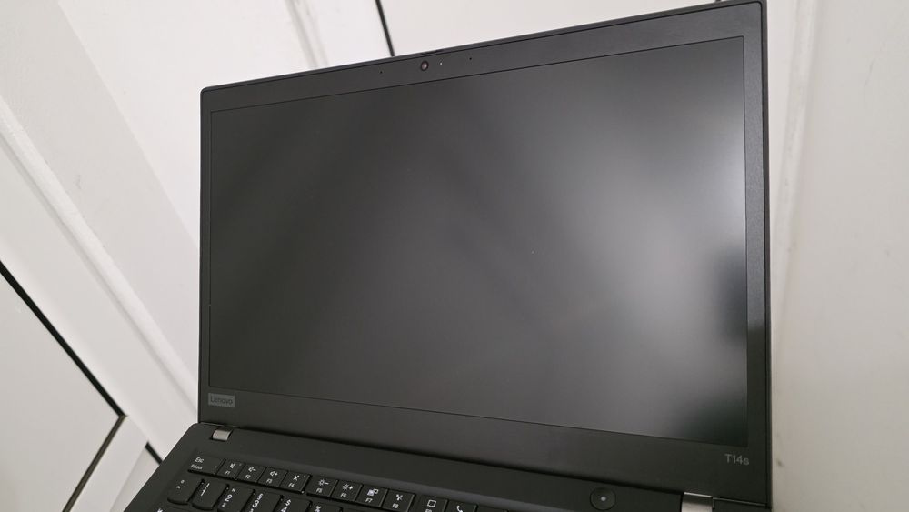 Lenovo ThinkPad T14s Carbon