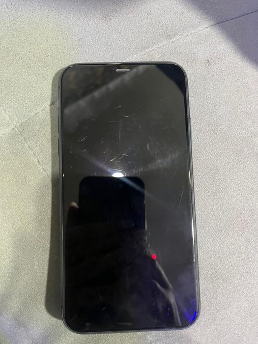 Продам iPhone 11