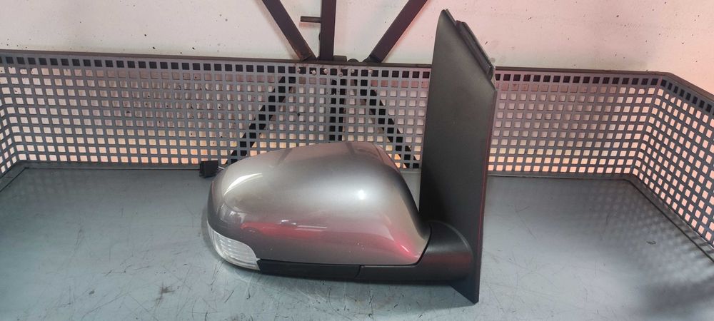 Oglinda dreapta volkswagen vw touran 1T2 cross cod vopsea LD7S