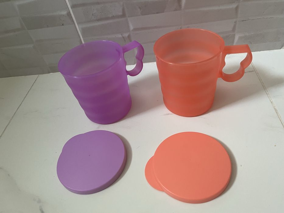 Cani Tupperware la jumatate de pret