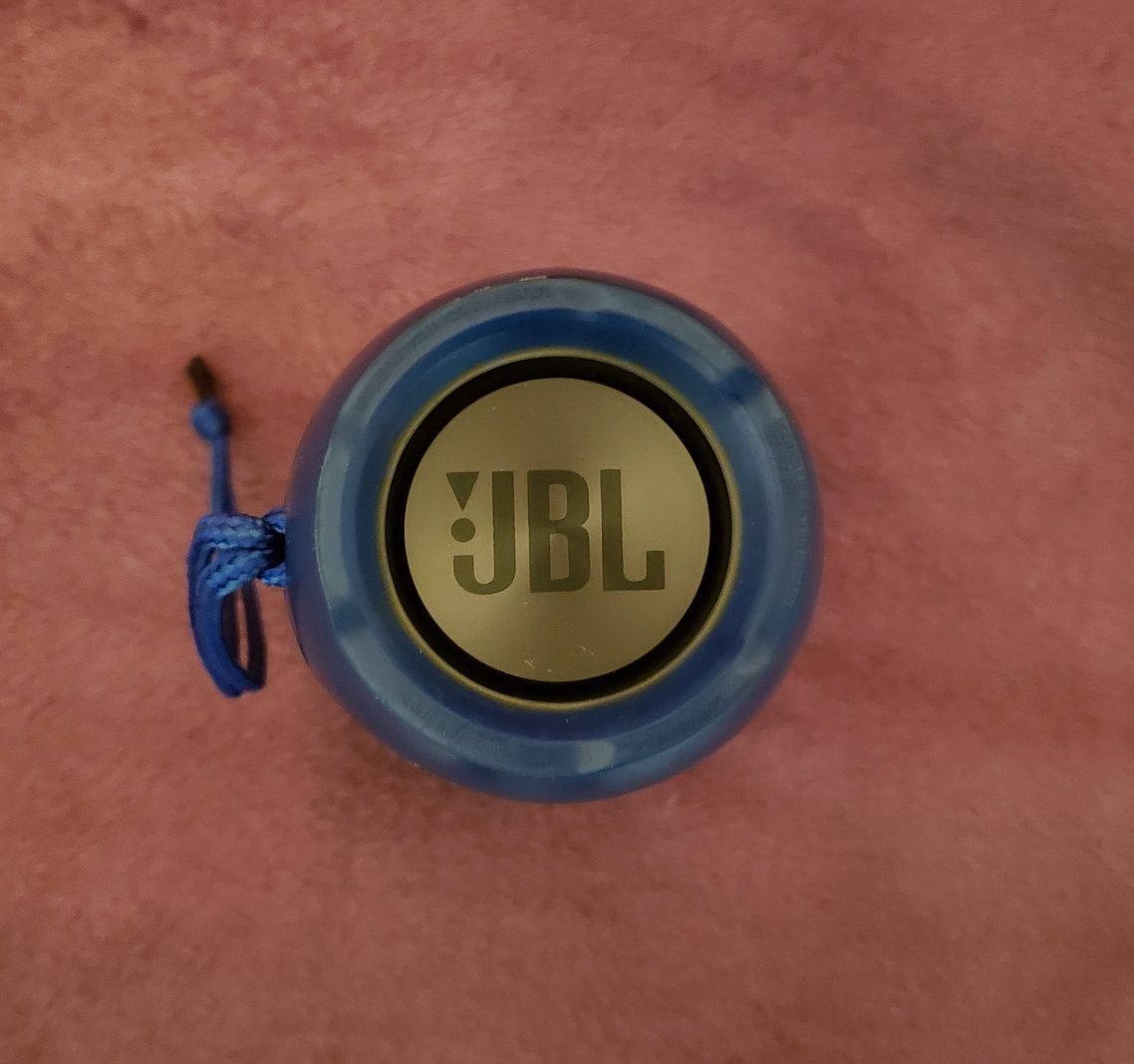 Bluetooth колонка JBL flip 3