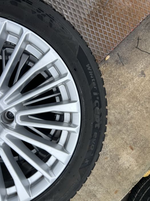 Джанти със зимни гуми 235/50/18 за Ауди