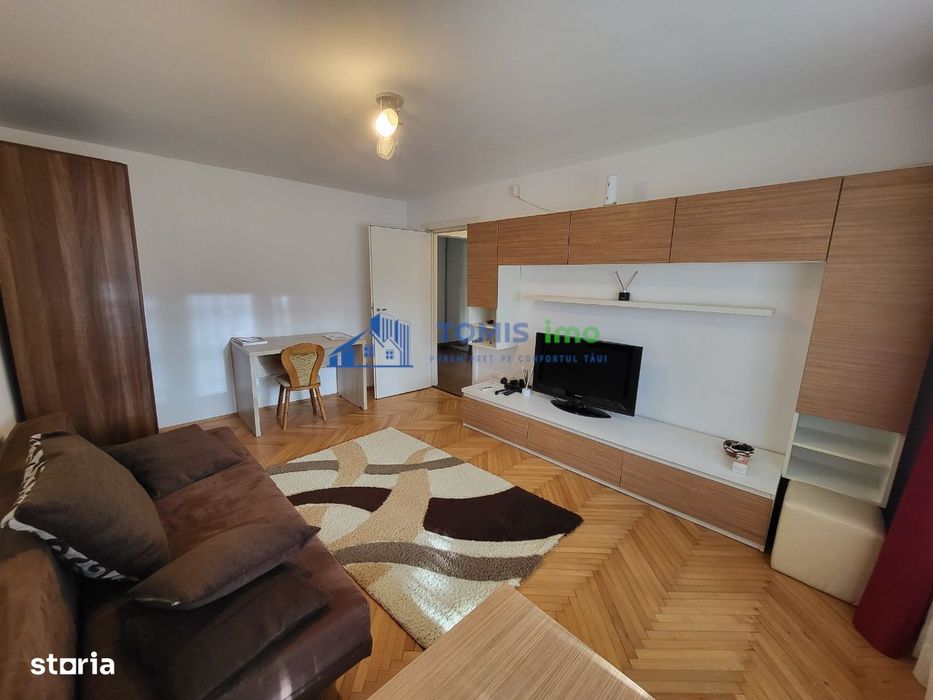 Apartament cu 3 camere de inchiriat zona Faleza Nord