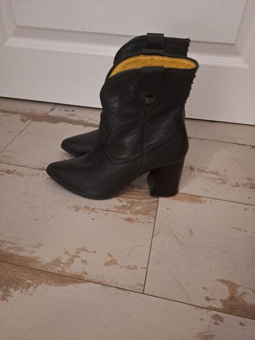 Уникални боти естествена кожа