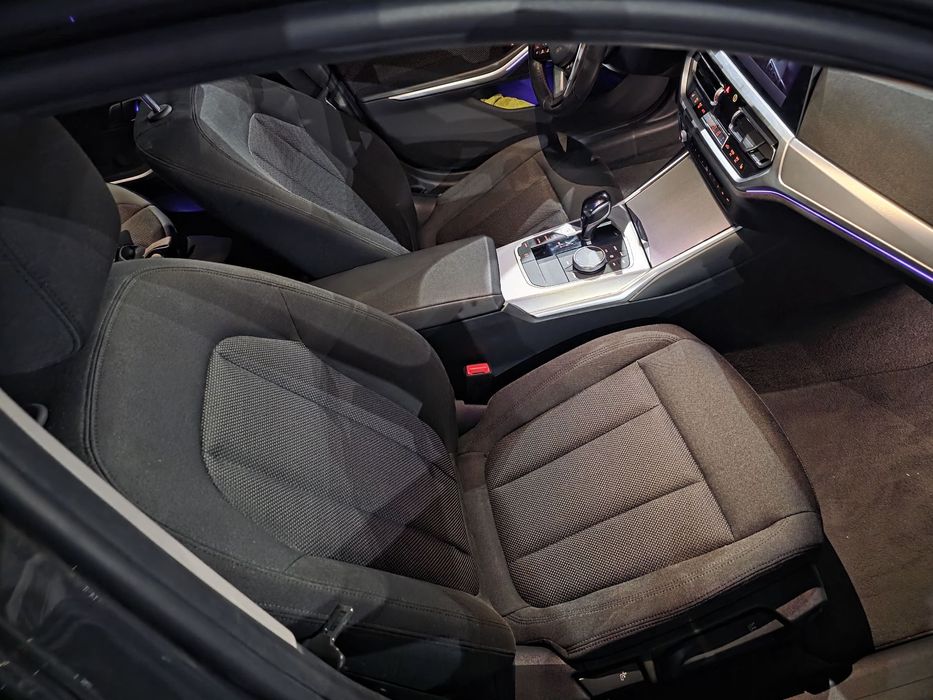 BMW Seria 3 BMW 318D G21