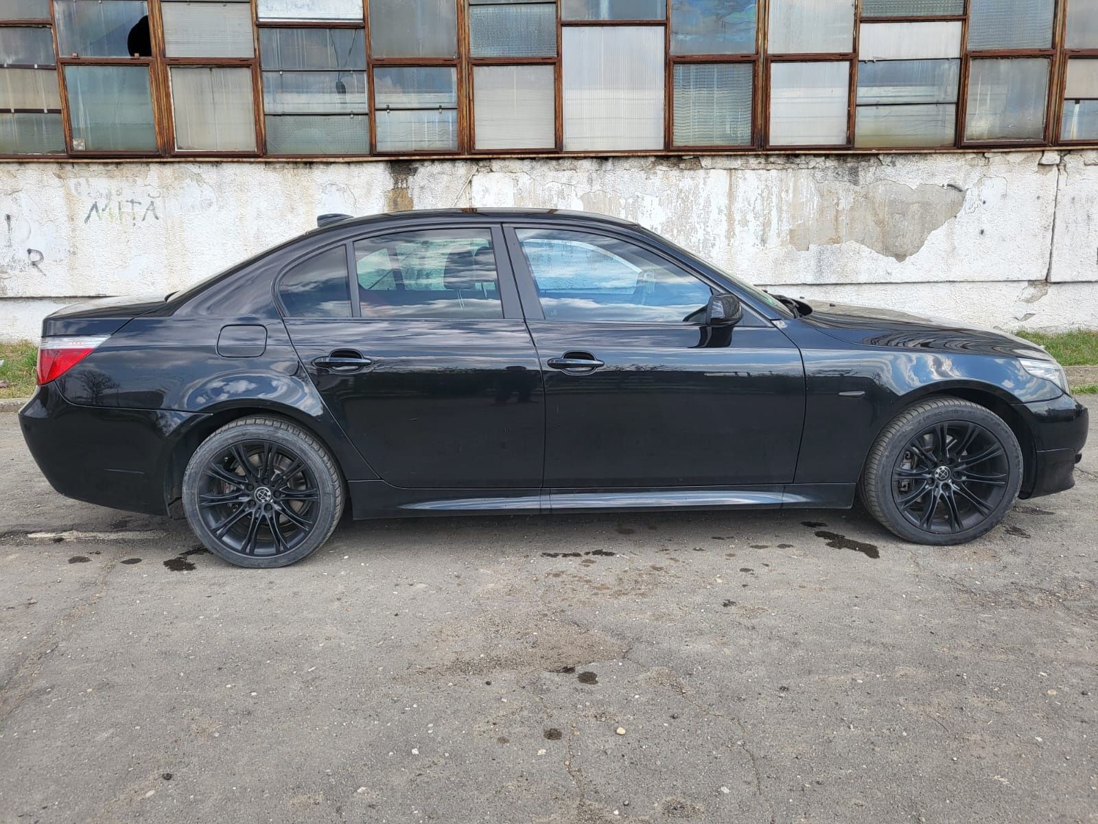 Vand/Schimb BMW e60 520d Paket M 2009 Full Piele/Navi Mare/Joystick/