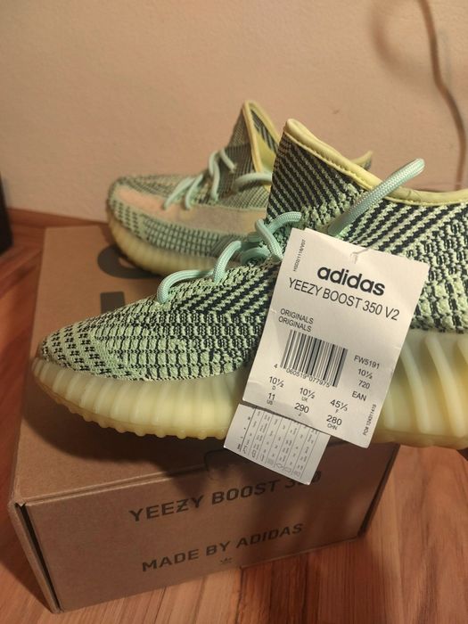 Yeezy 350 v2 marimea 44