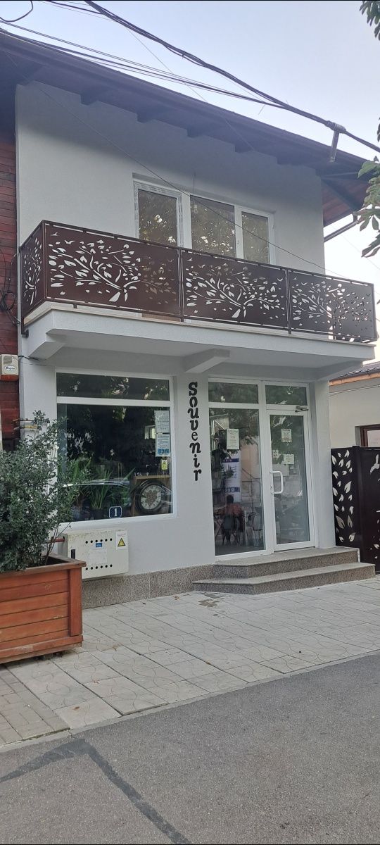 Închiriez spatiu comerciale