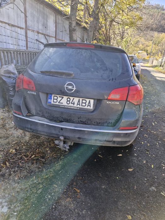 Opel Astra J– 1.7 CDTI ecoFLEX – 2012