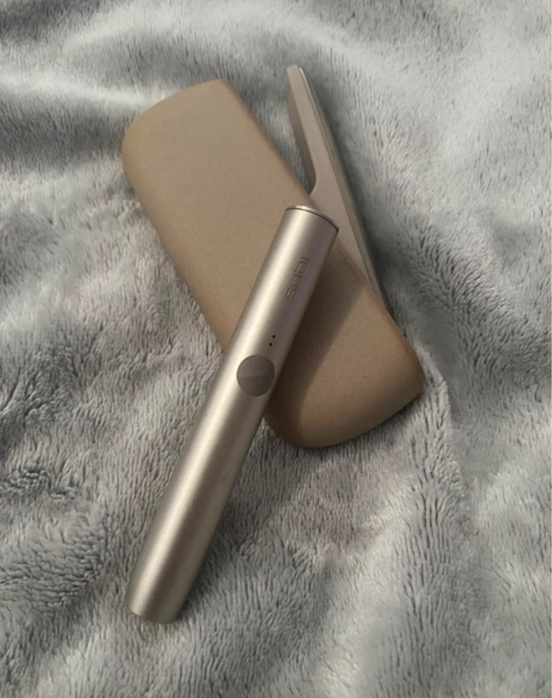 Iqos iluma auriu