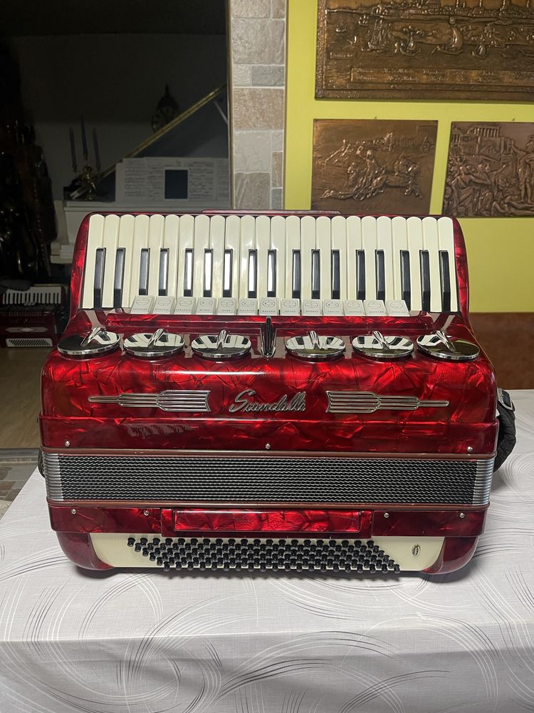 Acordeon Scandalli Brevetto  120 basi