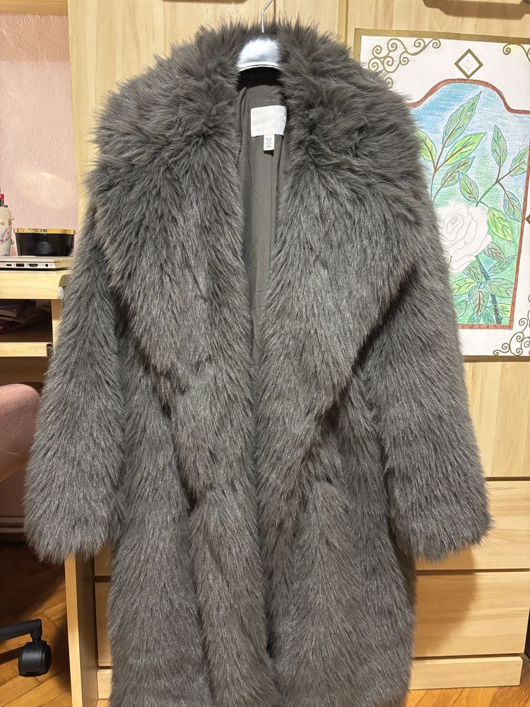 Палто Faux fur от H&M
