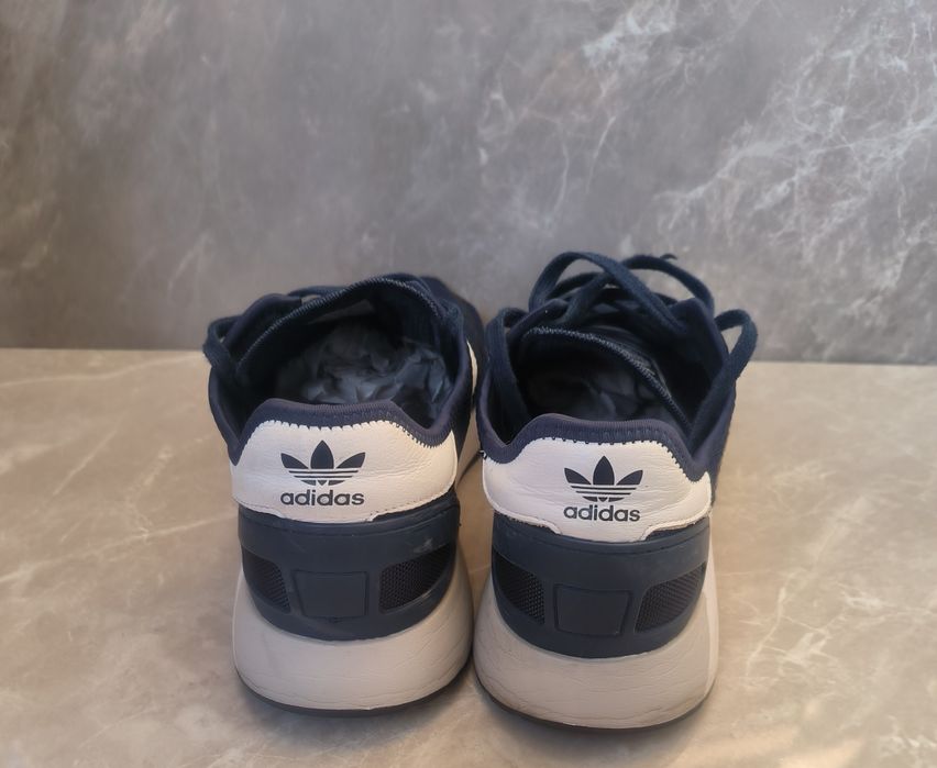 Маратонки Adidas Sportswear 44,1/3