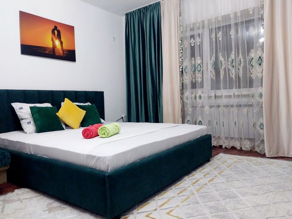 Уютная однокомнатная квартира посуточно, мкр. Мамыр-1 (Шаляпина – Момы