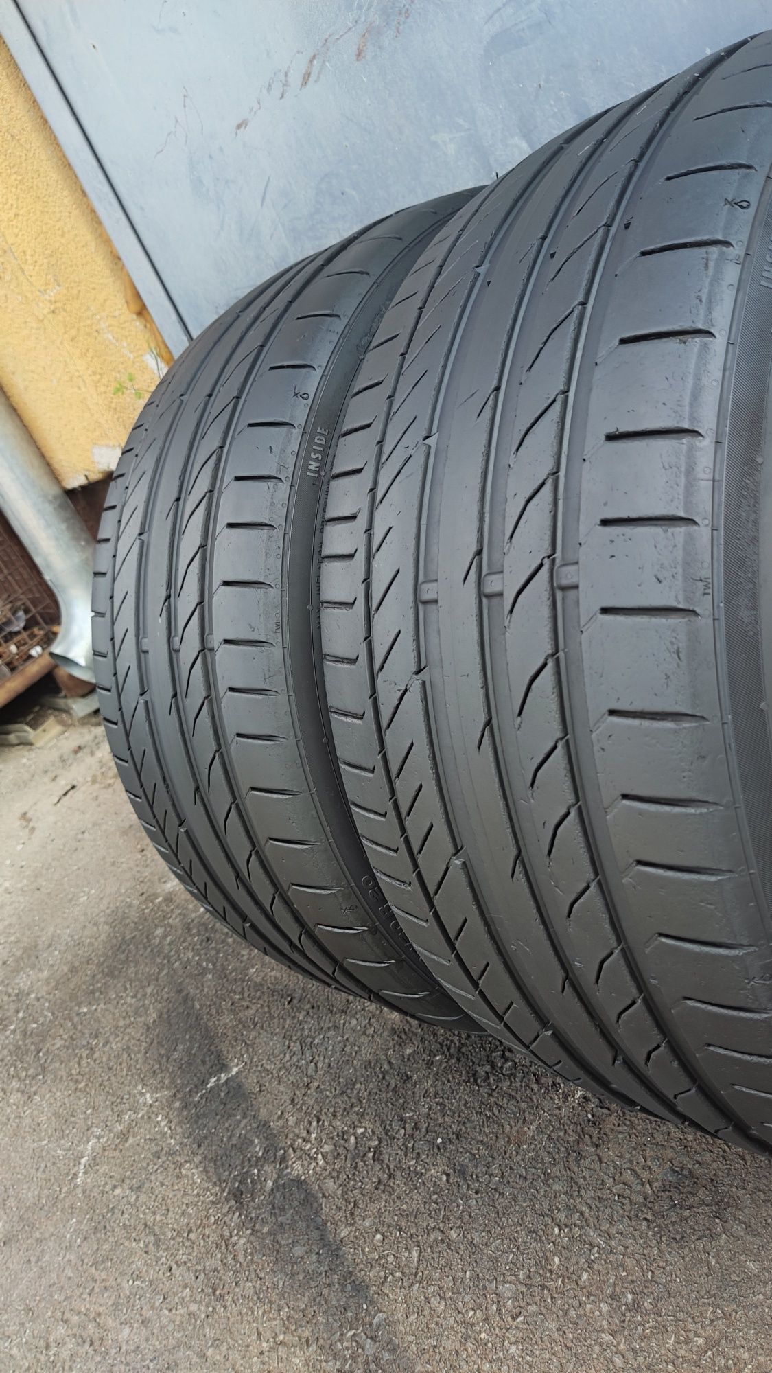 2бр. летни гуми 265/30/20 Continental Premium Contact 5
dot22
6.7mm
До