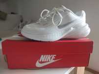 Дамски маратонки Nike