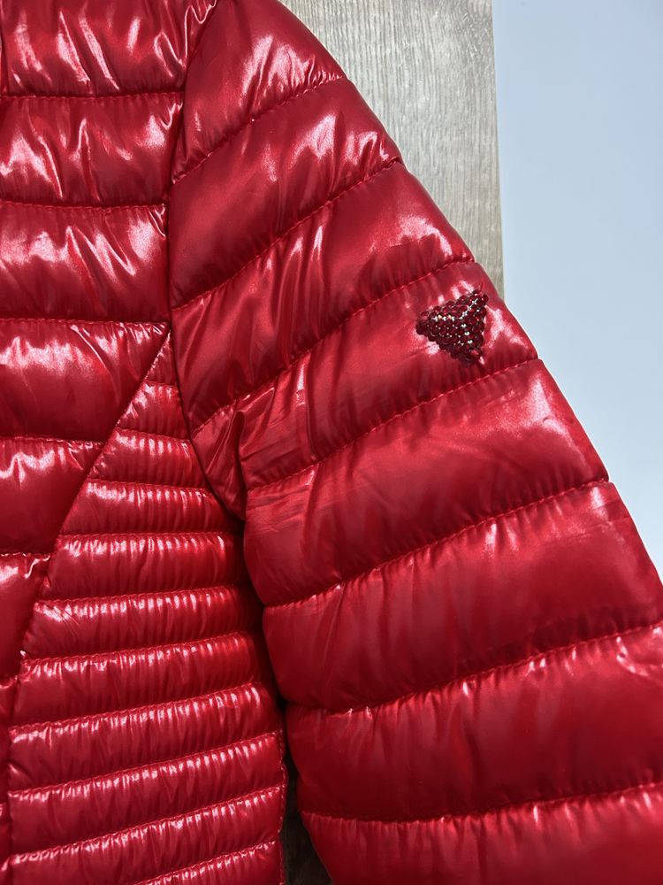 geaca guess rosie