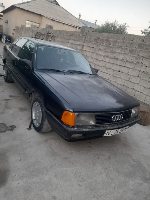 Ауди 100 сатылады