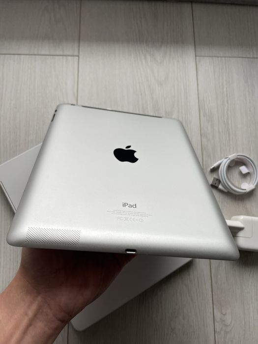 • Ipad •  64gb  • SIM  •  Cartela •