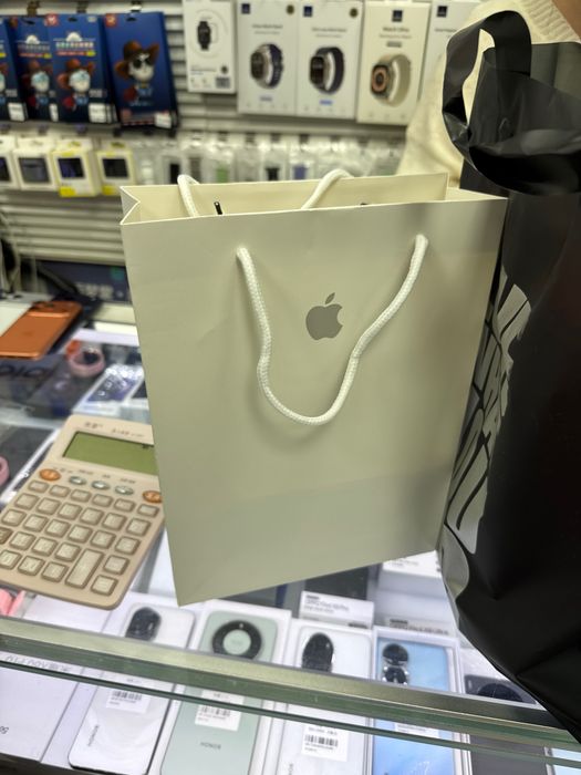 I phone 17 pro 256 silver 2 sim YANGI Тез ва арзон