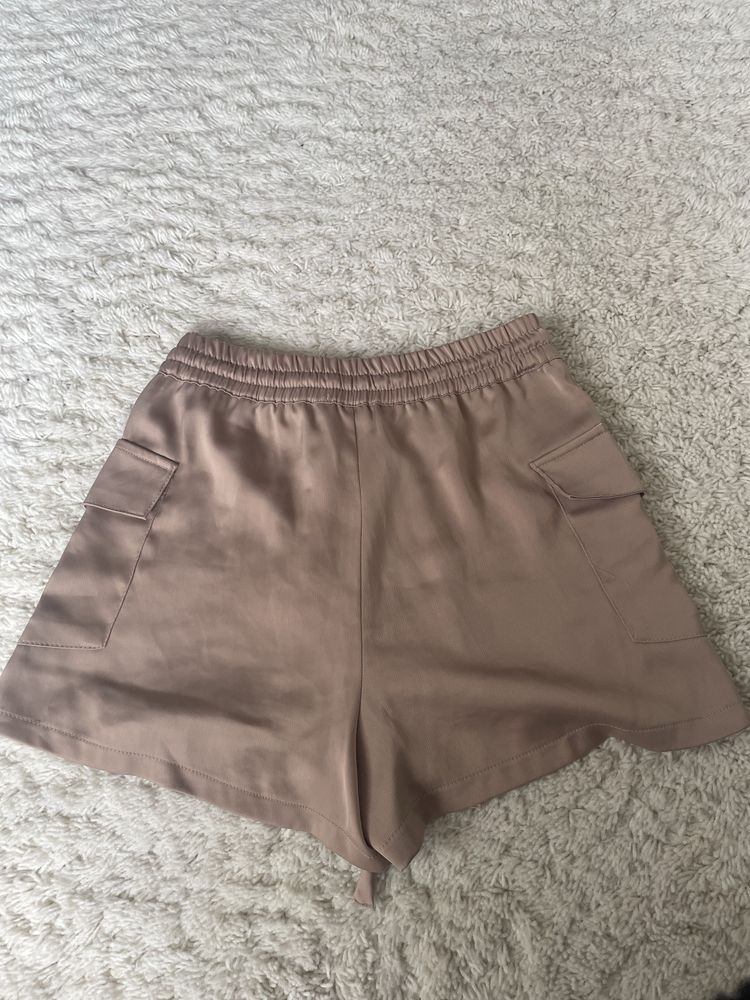Къси гащи на Zara
