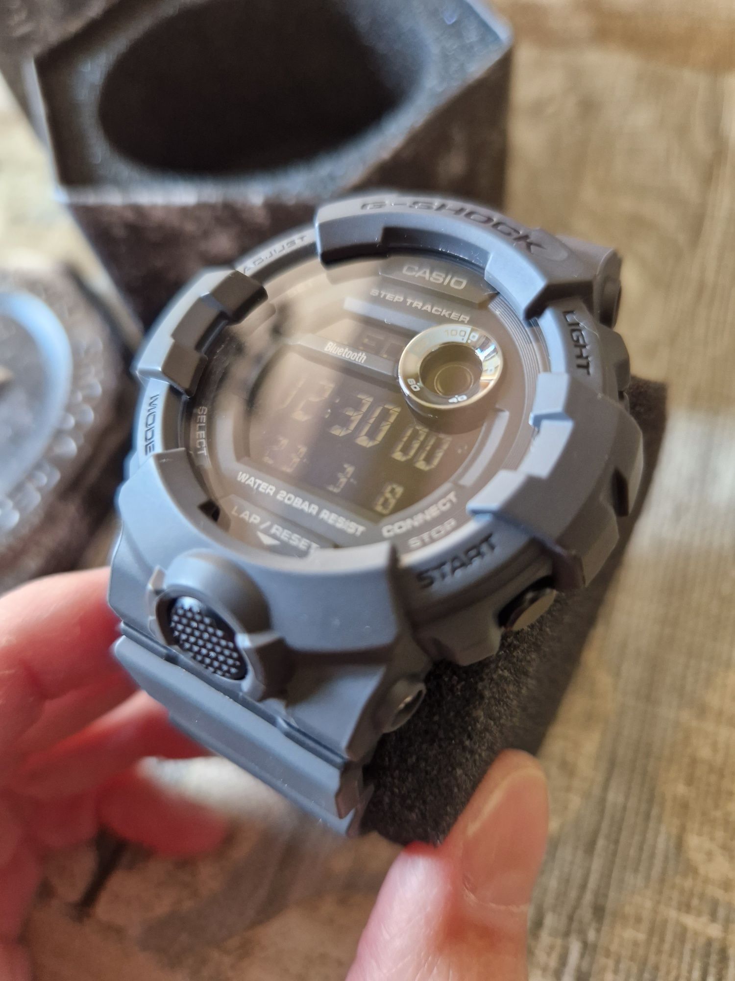 Часовник CASIO g-shock