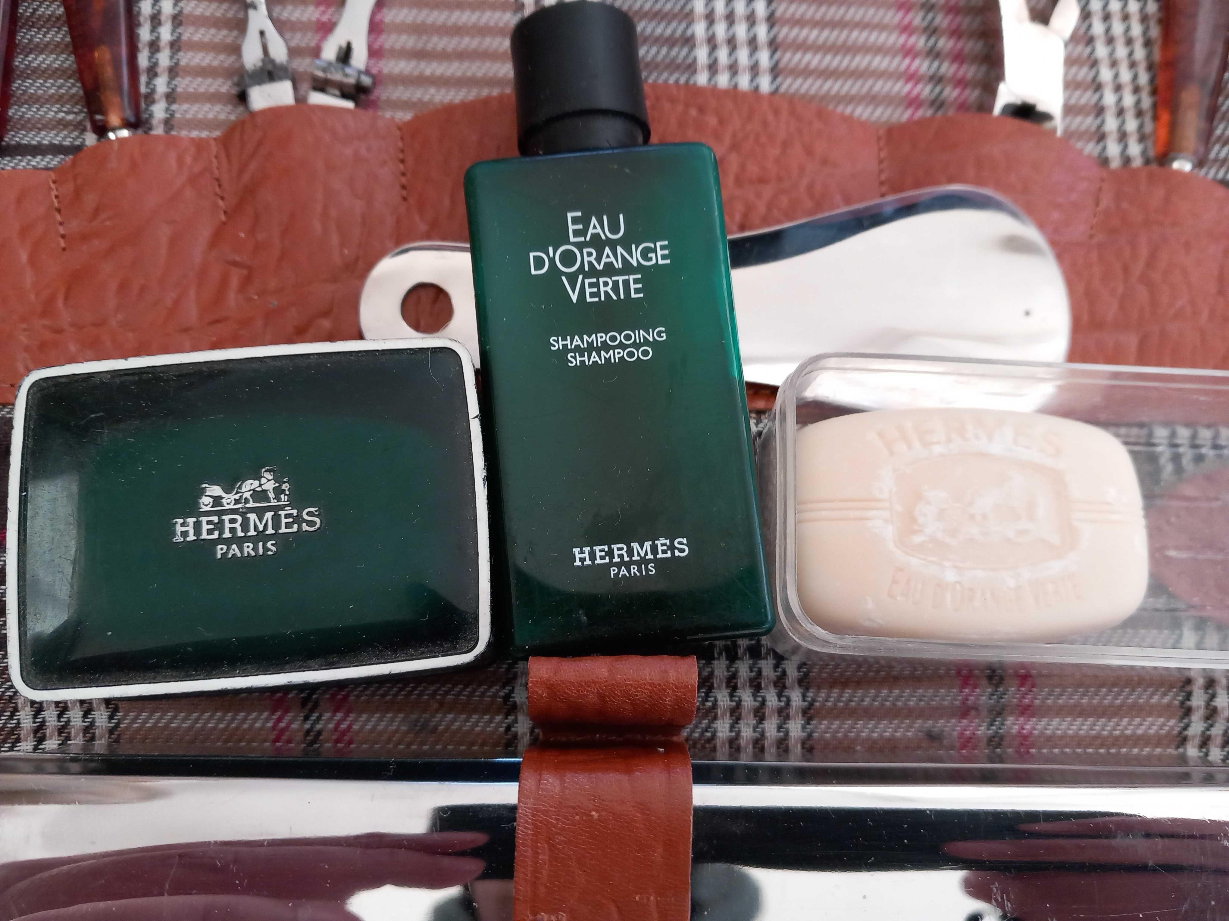 Trusa Veche De Igiena,Voiaj,Hermes