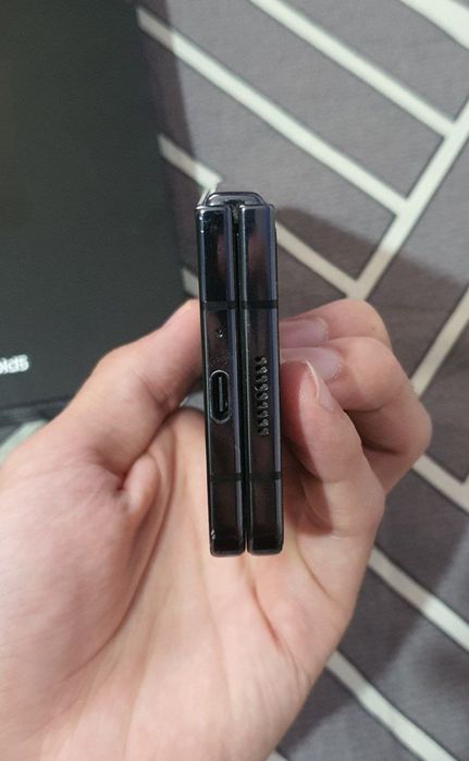 Samsung Z Fold 5 + orig chehol