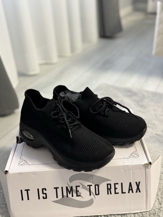 Pantofi sport/ortopedici femei, culoarea neagra