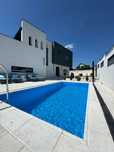 De inchiriat  vila de lux cu piscina pentru evenimente