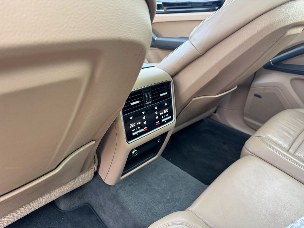 Porsche Cayenne S 2021