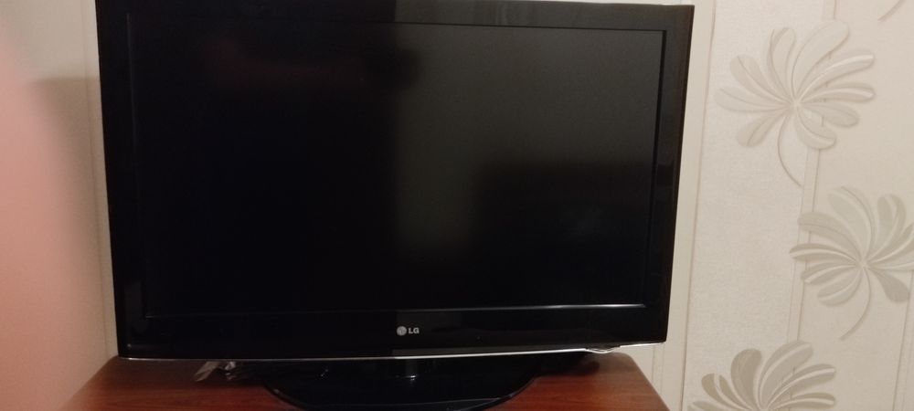 Продам телевизор