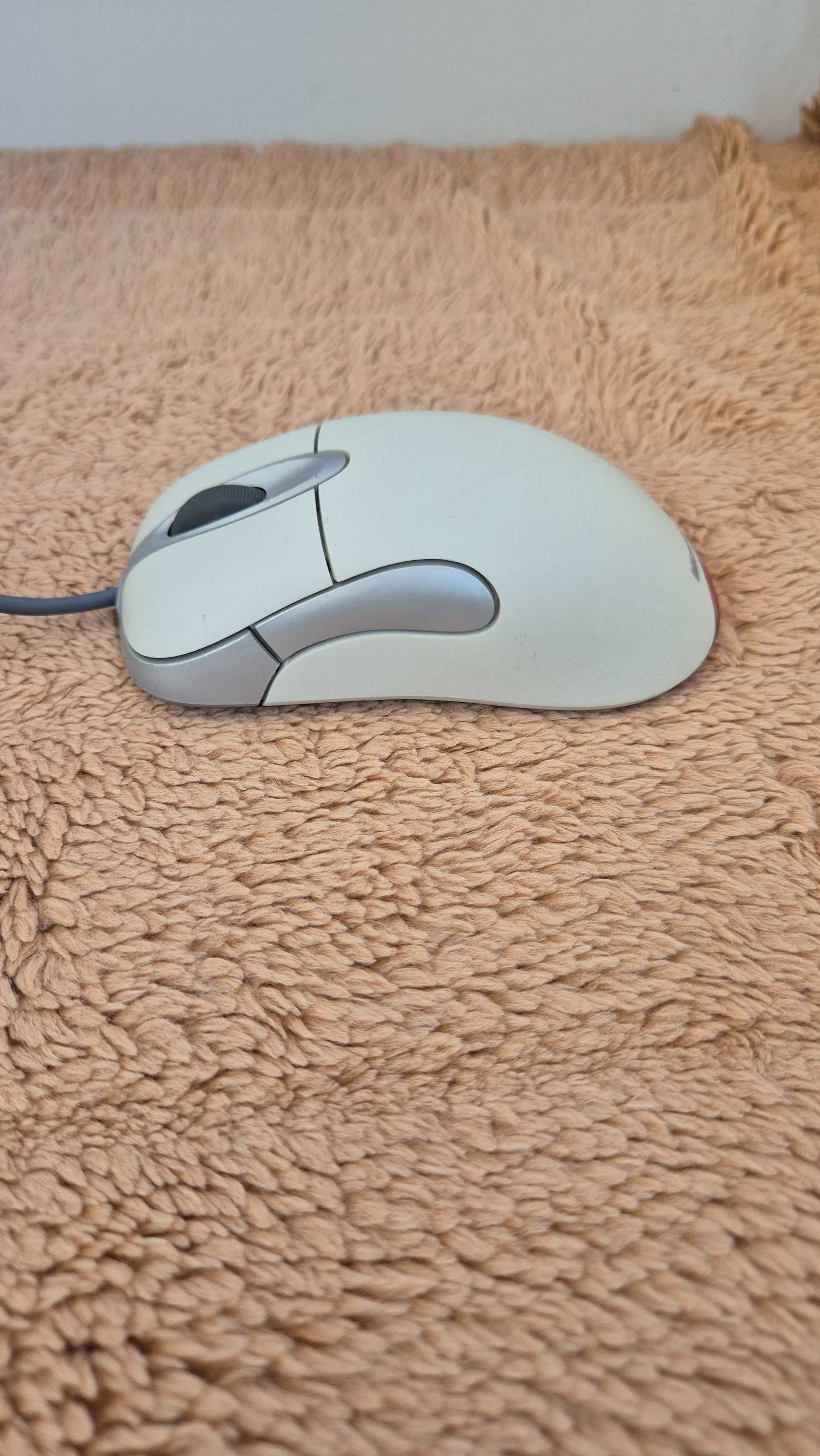Мишка Microsoft IntelliMouse Optical 1.1a PS2/USB