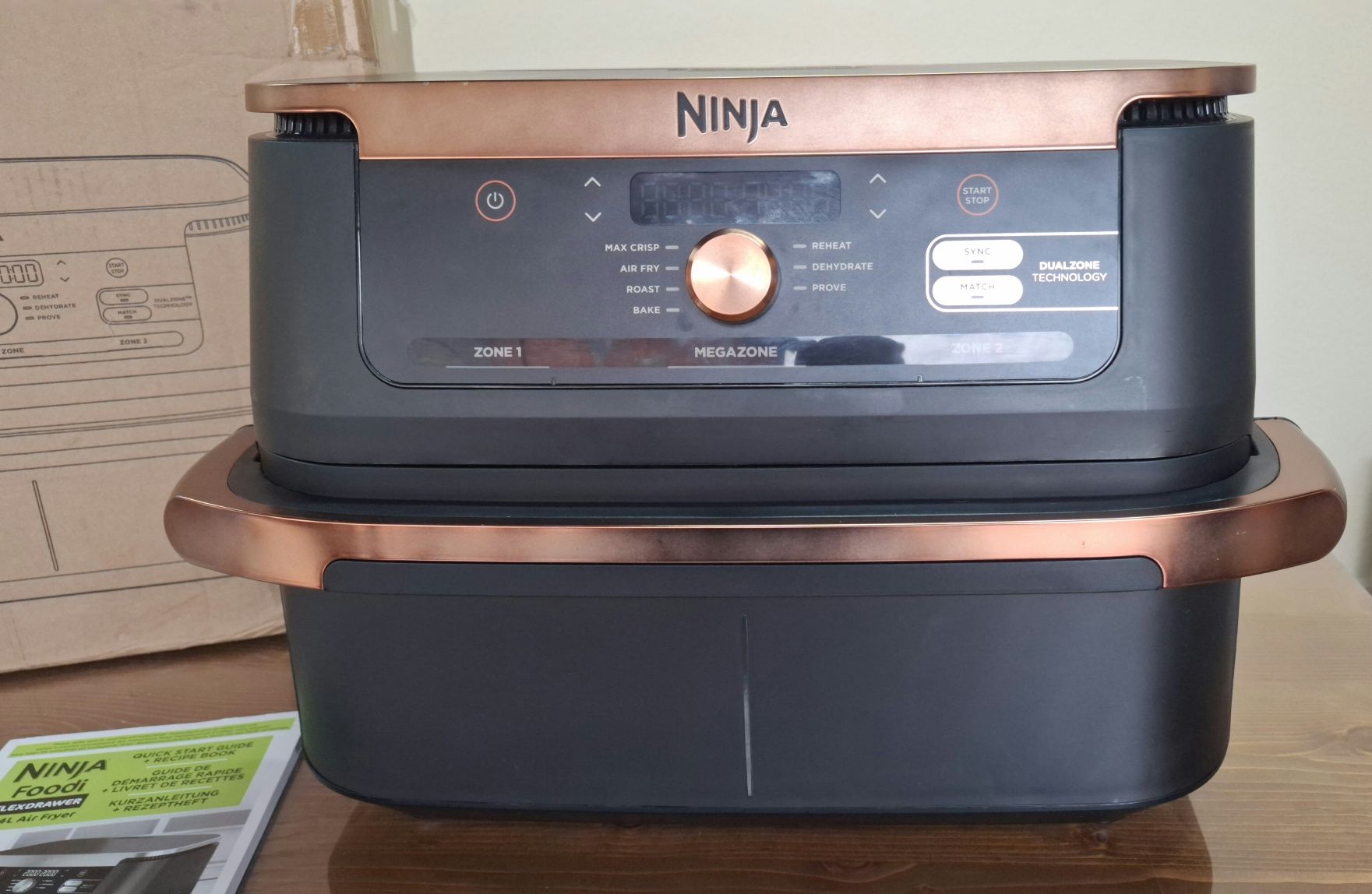Фритюрник,фрайър Ninja Foodi FlexDrawer AF500EUCP,2кг,2470W,40-240°.