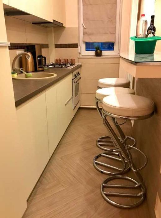 Дава се под наем Едностаен апартамент в Пловдив, Остромила - 42 кв.м за 214.2 € - Снимка #1