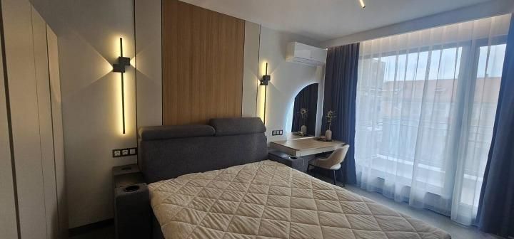 Дава се под наем Тристаен апартамент в Пловдив, Център - 130 кв.м за 1250 € - Снимка #5