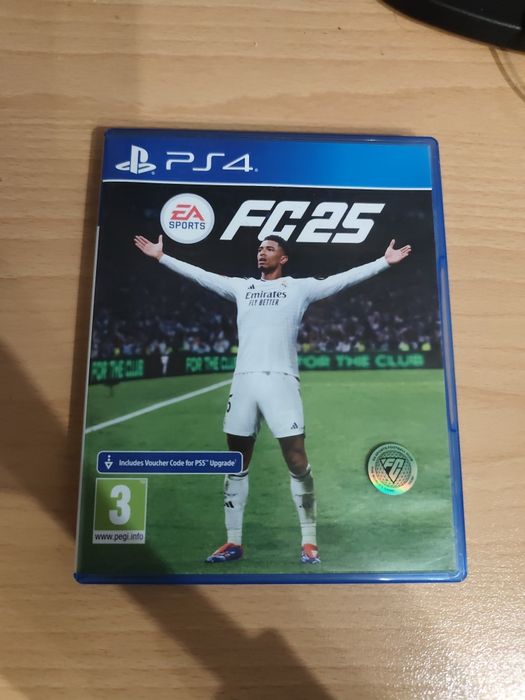 FC 25 за плейстейшън 4 става и за 5