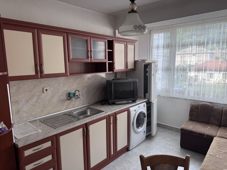 Продава се Тристаен апартамент в Златоград - 61 кв.м за 1066 €/кв.м - Снимка #8