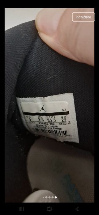 Adidasi nike jordan marimea 35 cu 22.5 cm