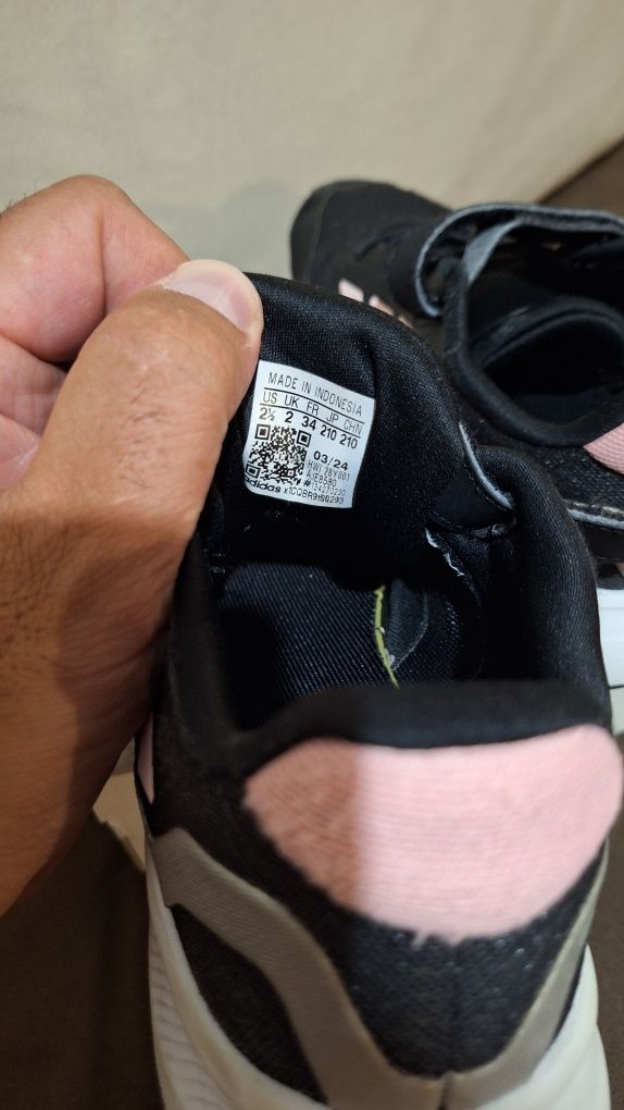 Маратонки за момиче  Adidas