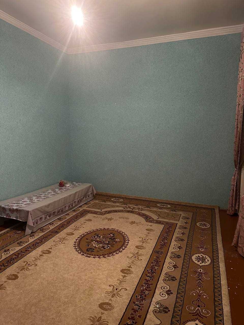 Hovli sotiladi 6 sotixli